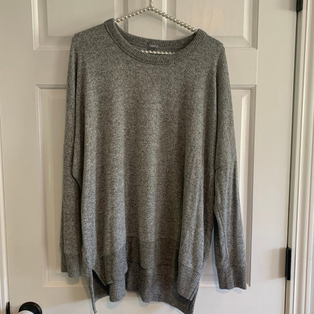 Aerie Ladies Oversized Fit Gray Crew Neck Long Sleeve Knit Sweater Size S